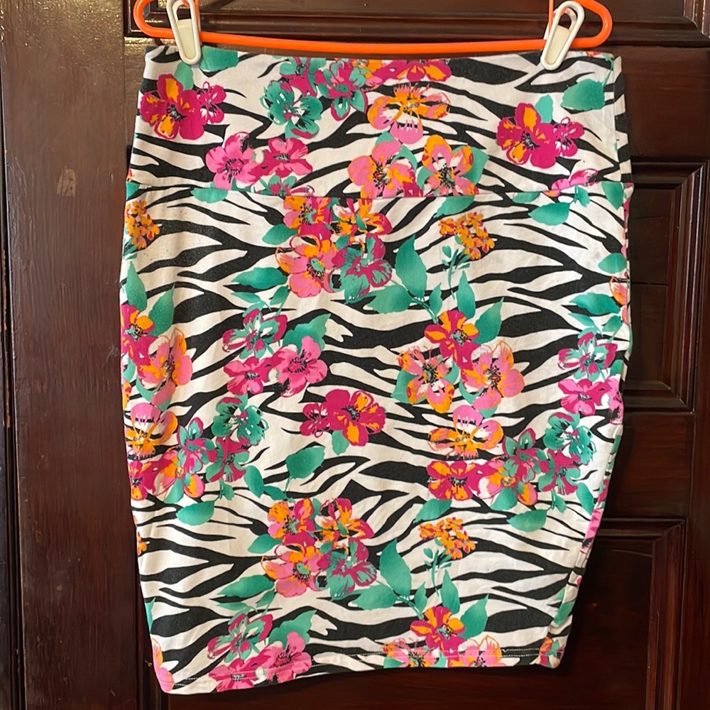 Curvy Skirt